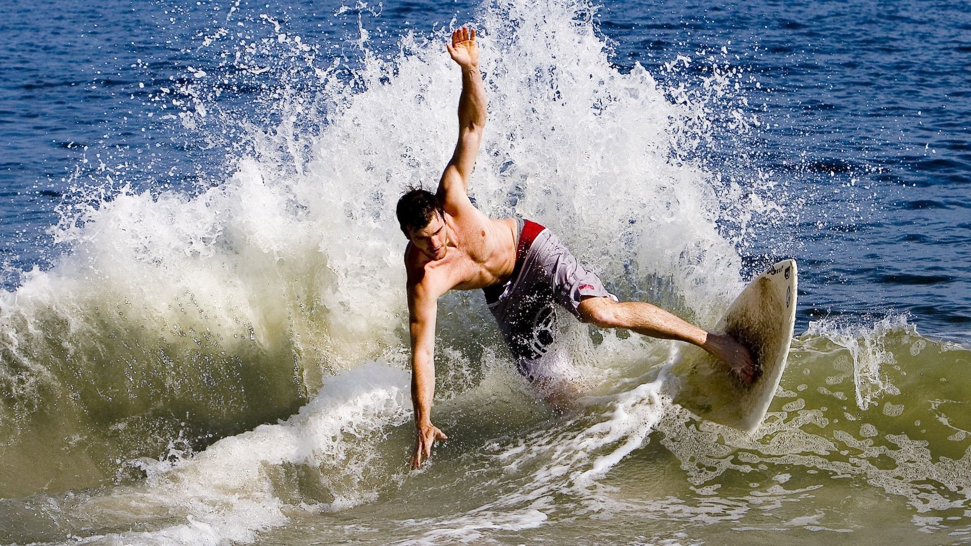 开云网页版登录入口-科贝特冲线瞬间引发全场欢呼，科特贝德机电设备(北京)有限公司